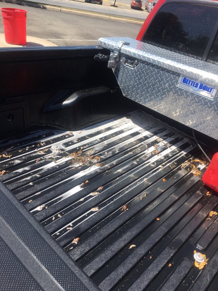 The Bubble Bath Car Wash, San Antonio Roadtrippers