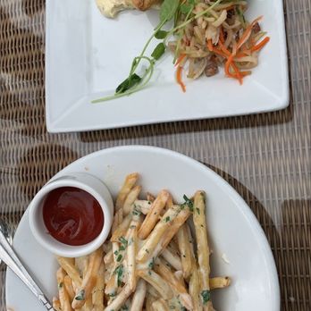 Perch - Perch Truffle Cheese Fries + Baked Brie - Lounges Near Me - Los Angeles, California Perch - Perch Truffle Cheese Fries + Baked Brie - Lounges Near Me - Los Angeles, California