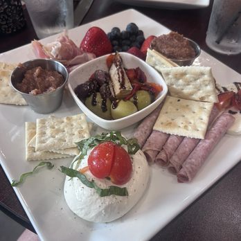Marrelli's Italian Restaurant - Charcuterie Board - menu said served with crostini, but got saltines instead. That was the only disappointment on the plate. - Italian Near Me - Belmont, North Carolina