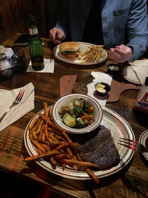 Bogart's Restaurant and Tavern by null