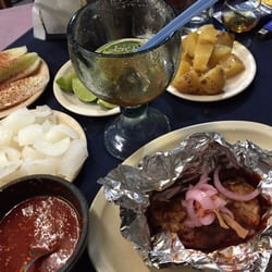 Bar Zapotlán - Viernes de chamorro