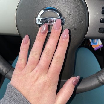 Fishers Nails - Perfect almond shape - Nail Salons Near Me - Fishers, Indiana