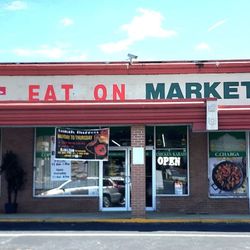 Eat On Restaurant - Outside
