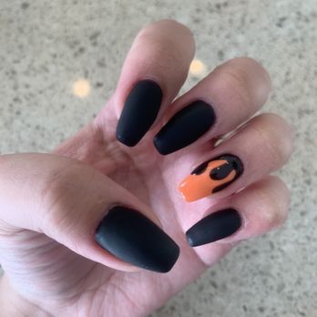 Savy Nails - Nail Salons Near Me - Las Vegas, Nevada
