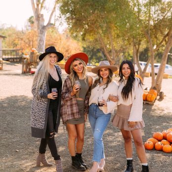 Fallbrook Pumpkin Patch - Pumpkin Patches Near Me - Fallbrook, California