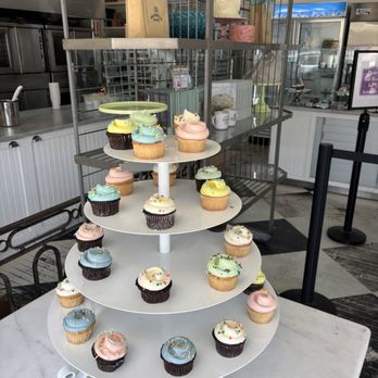 Magnolia Bakery - Bakeries Near Me - Los Angeles, California Magnolia Bakery - Bakeries Near Me - Los Angeles, California