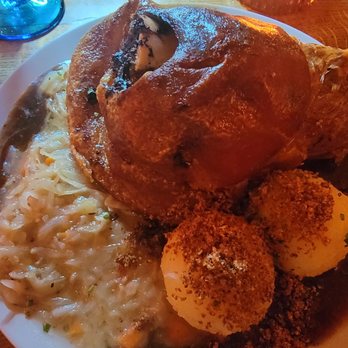 Ratskeller Leipzig - 1,00 gram pork shank. - German Near Me - Leipzig, SN