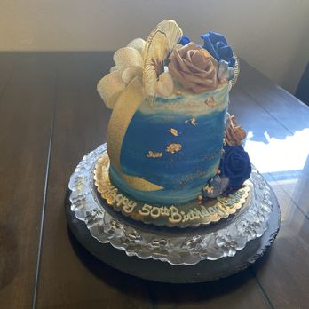 Berry Sweet Shoppe - Beautiful! - Desserts Near Me