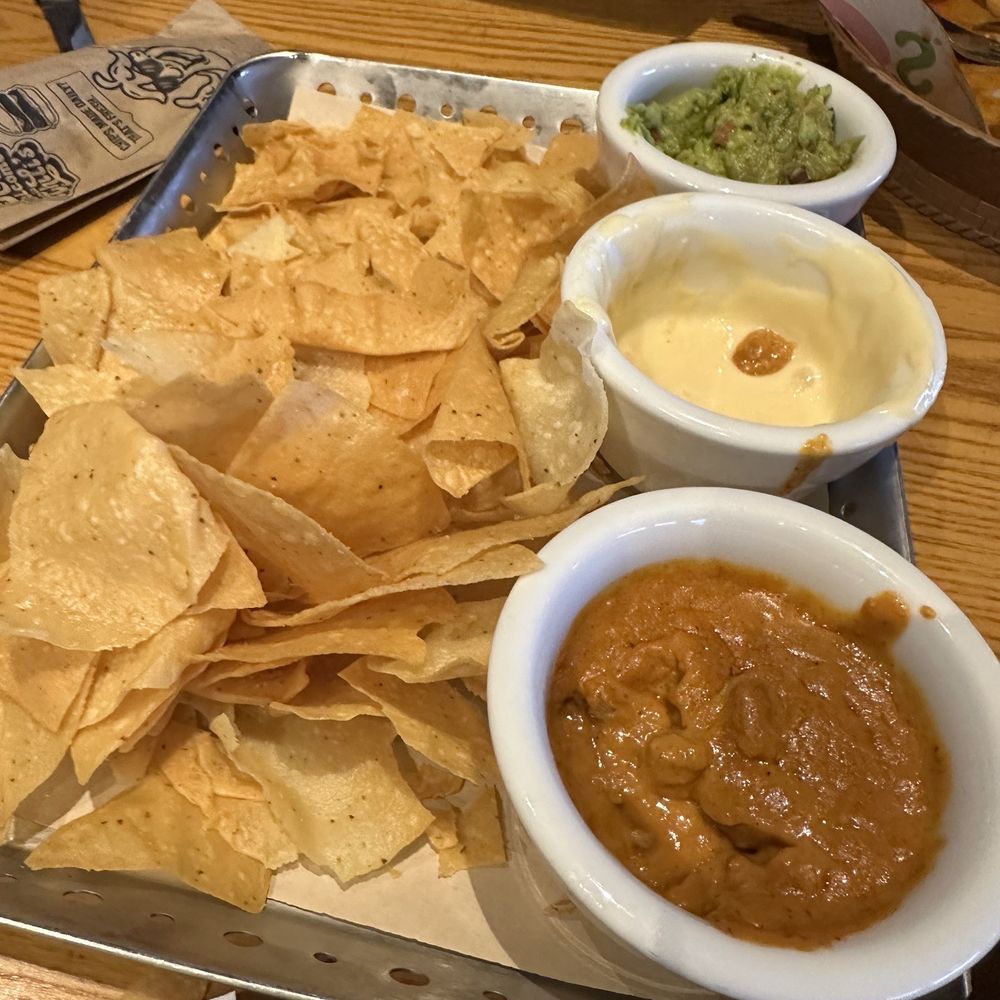 Chili's - Dipping Dip Trio - American Near Me - Bartlesville, Oklahoma Chili's - Dipping Dip Trio - American Near Me - Bartlesville, Oklahoma