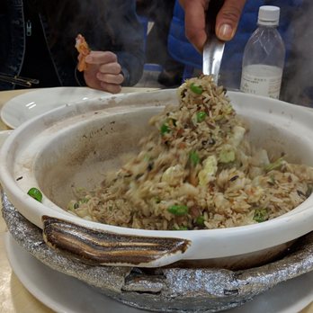 東寶小館 - Fried rice with fish. Veges crunchy, everything cooked amazingly - Cantonese Near Me - Hong Kong, HK 東寶小館 - Fried rice with fish. Veges crunchy, everything cooked amazingly - Cantonese Near Me - Hong Kong, HK