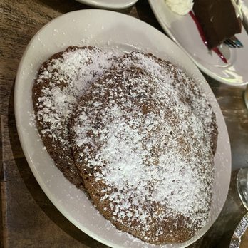 G. W. Tavern - Triple milk, chocolate cookies - American Near Me - Washington Depot, Connecticut G. W. Tavern - Triple milk, chocolate cookies - American Near Me - Washington Depot, Connecticut