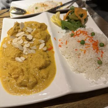 Indian Spice - Chicken Kurma Zafrani-sweet - Indian Near Me - Brooklyn, New York Indian Spice - Chicken Kurma Zafrani-sweet - Indian Near Me - Brooklyn, New York
