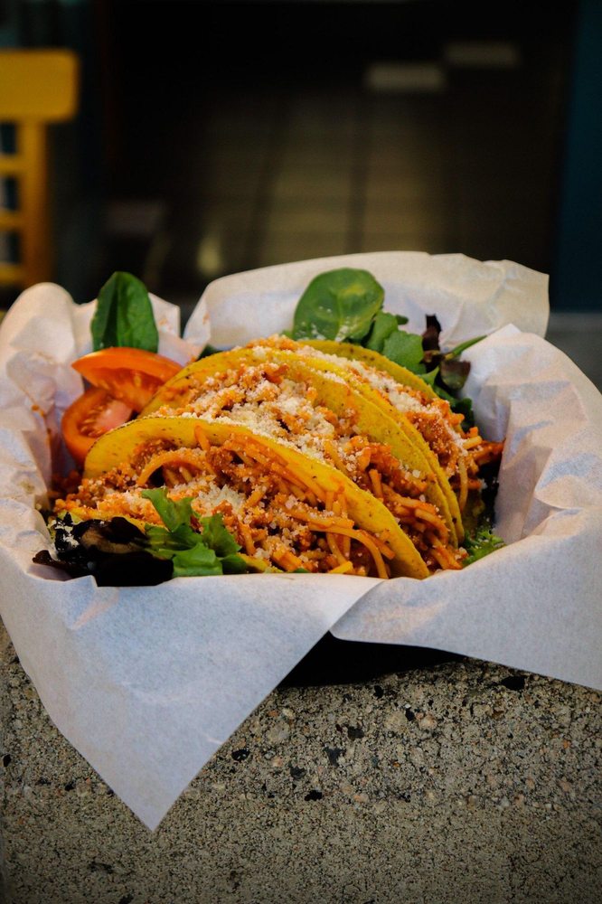 SPAGHETTI EDDIE’S BUCKETS CLOSED Updated May 2024 27 Photos & 31