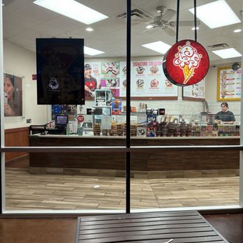 Cold Stone Creamery - Ice Cream & Frozen Yogurt Near Me - Phoenix, Arizona