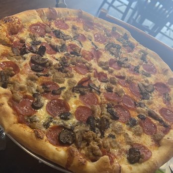 High Park Bar & Grill - Pepperoni,Sausage,Extra Cheese, Mushrooms - Sports Bars Near Me - Raleigh, North Carolina