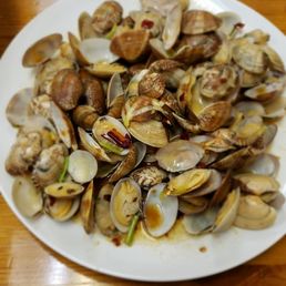 Spicy clams-so good!