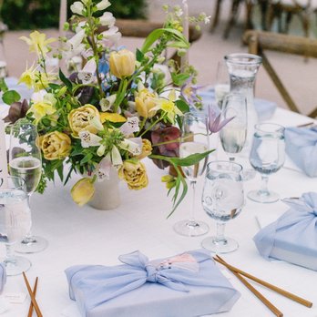 SmittenKiss - Wedding coordinator: Liz Kim / Photo credit: Aimi Photography / flowers: Found Floral / Catering: Bentosprout - Wedding Planning Near Me - Walnut Creek, California