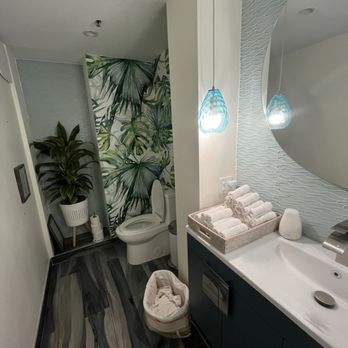 ZZ Day Spa - Nice bathrooms - Day Spas Near Me - New York, New York ZZ Day Spa - Nice bathrooms - Day Spas Near Me - New York, New York