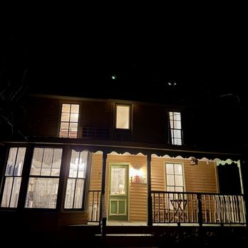 Story Inn - Doc Story House at night. This was in December but I assume it would be great around Halloween. - Bed & Breakfast Near Me - Nashville, Indiana Story Inn - Doc Story House at night. This was in December but I assume it would be great around Halloween. - Bed & Breakfast Near Me - Nashville, Indiana