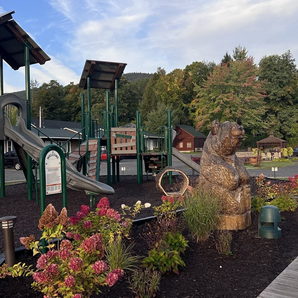 Scotty's Lakeside Resort - Playground - Resorts Near Me - Lake George, New York Scotty's Lakeside Resort - Playground - Resorts Near Me - Lake George, New York