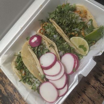 El Ranchero - Tacos de pollo - Food Trucks Near Me - Newport News, Virginia El Ranchero - Tacos de pollo - Food Trucks Near Me - Newport News, Virginia