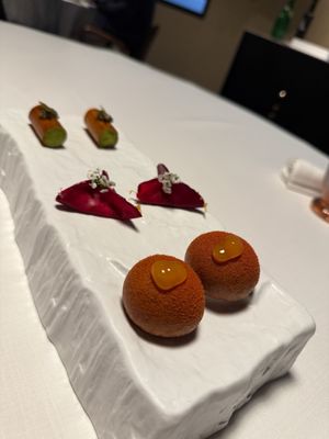 Flores Raras Restaurante (anterior El Poblet) by null