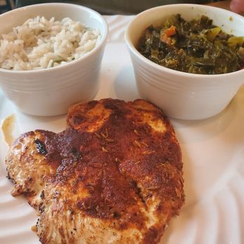 501 Main Bistro & Kitchen - Blackened chicken, cilantro lime rice and collard greens. - New American Near Me - Belton, Missouri