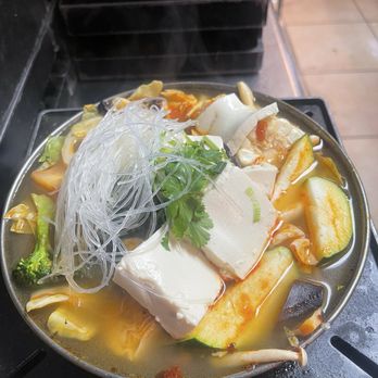 Hi Pot Miami - 6.Healthy Veggie Hot Pot 蔬菜豆腐锅 - Taiwanese Near Me - Miami, Florida Hi Pot Miami - 6.Healthy Veggie Hot Pot 蔬菜豆腐锅 - Taiwanese Near Me - Miami, Florida
