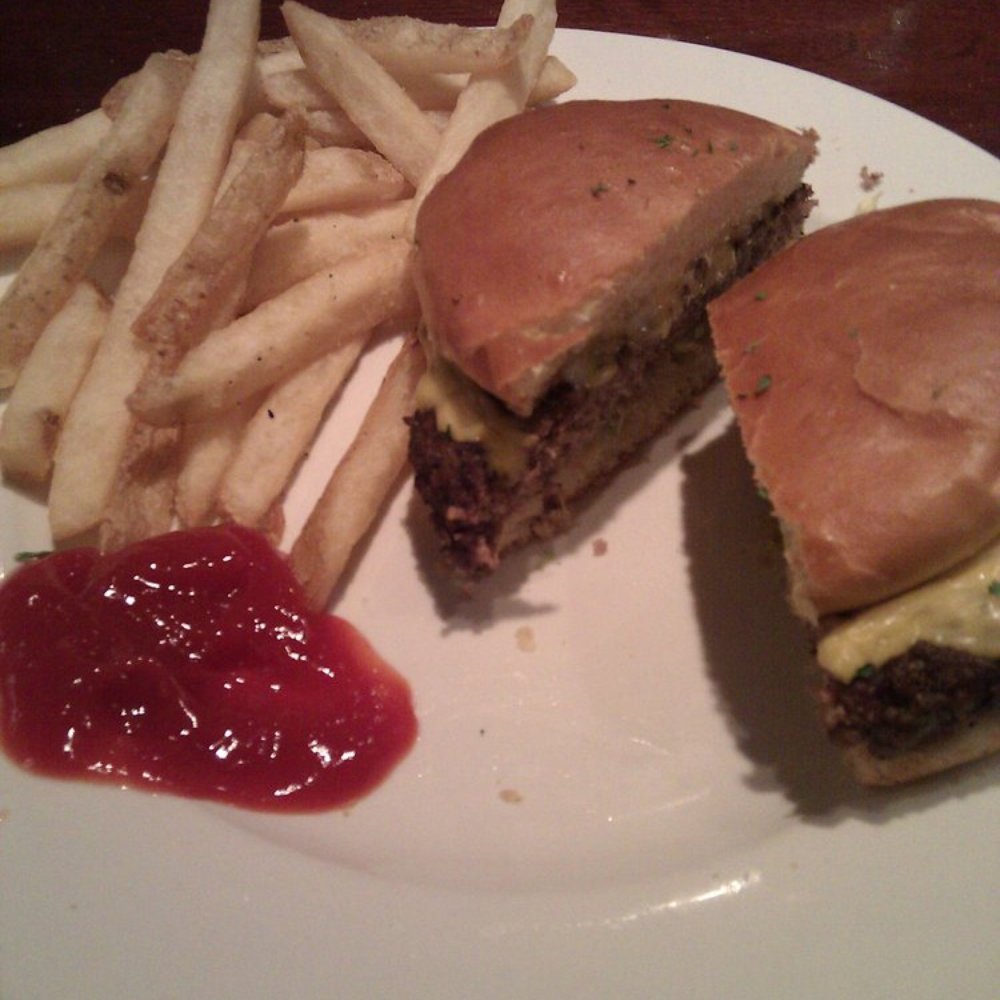 Cheddar's Scratch Kitchen - Cheeseburger and fries - Comfort Food Near Me - Florence, Kentucky
