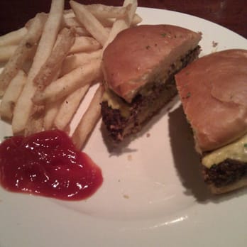 Cheddar's Scratch Kitchen - Cheeseburger and fries - Comfort Food Near Me - Florence, Kentucky