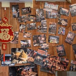 Monja Taiker - Pictures of food stalls, possibly in Taiwan