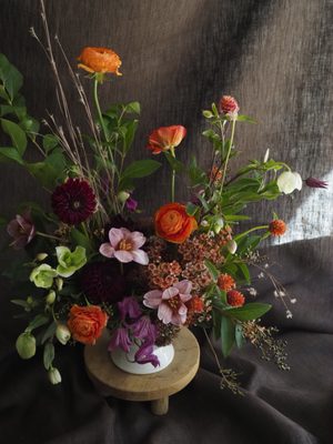 Hops Petunia Floral by null