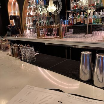 Nitro Beverage Lounge - Coffee & Tea Near Me - Madison, Wisconsin