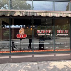 Gladys Grille