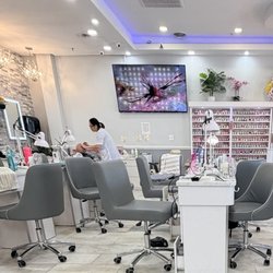 Elegance Nail Salon