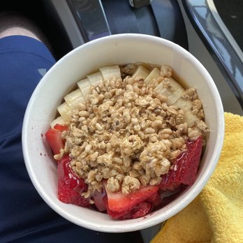 Qwench Juice Bar - Acai Bowl - Acai Bowls Near Me - Clovis, California Qwench Juice Bar - Acai Bowl - Acai Bowls Near Me - Clovis, California