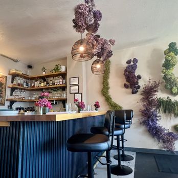 Restaurant Lola - New American Near Me - Bremerton, Washington Restaurant Lola - New American Near Me - Bremerton, Washington