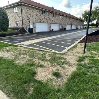 CNC Lawn Care - Burnt grass from applying weed killed at the incorrect time late in the season in July 2023 - Landscaping Near Me - Frankfort , Illinois
