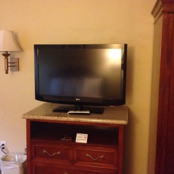 Quality Inn Blythe I-10 - 32 inch LG LCD TV with Dish Network cable - Hotels Near Me - Blythe, California Quality Inn Blythe I-10 - 32 inch LG LCD TV with Dish Network cable - Hotels Near Me - Blythe, California