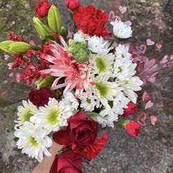 Justice Flower Shop - Loose red and white flowers