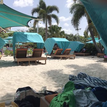 Aquatica Orlando - Premium shaded seating - Water Parks Near Me - Orlando, Florida