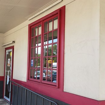 Denny's - Diners Near Me - Coral Gables, Florida