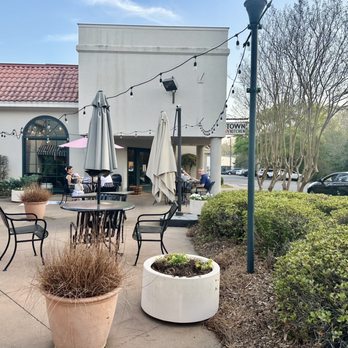 Midtown Pizza Kitchen - Outside - Pizza Near Me - Montgomery, Alabama Midtown Pizza Kitchen - Outside - Pizza Near Me - Montgomery, Alabama