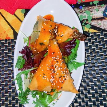 Iza Whiskey & Eats - firecracker shrimp - Sushi Bars Near Me - Carrboro, North Carolina
