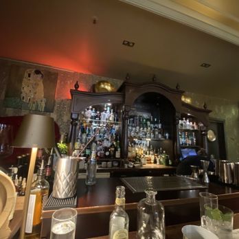 Dresden Gin House - Lounges Near Me - Altstadt, SN