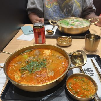 Big Way Hot Pot - Classic Mala Tang Soup Base ($13 bowl) - Hot Pot Near Me - Scarborough, Ontario