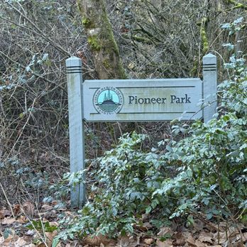 Pioneer Park - Pioneer Park sign - Parks Near Me - Mercer Island, Washington Pioneer Park - Pioneer Park sign - Parks Near Me - Mercer Island, Washington