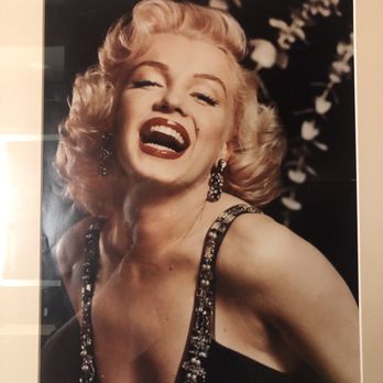 Ruth's Chris Steak House - Marilyn Monroe - Steakhouses Near Me - Indianapolis, Indiana Ruth's Chris Steak House - Marilyn Monroe - Steakhouses Near Me - Indianapolis, Indiana