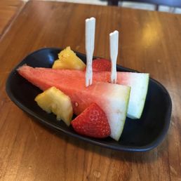 Complimentary fruit Complimentary fruit