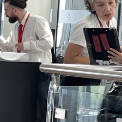 Iberia - Man chignon rules! Lol